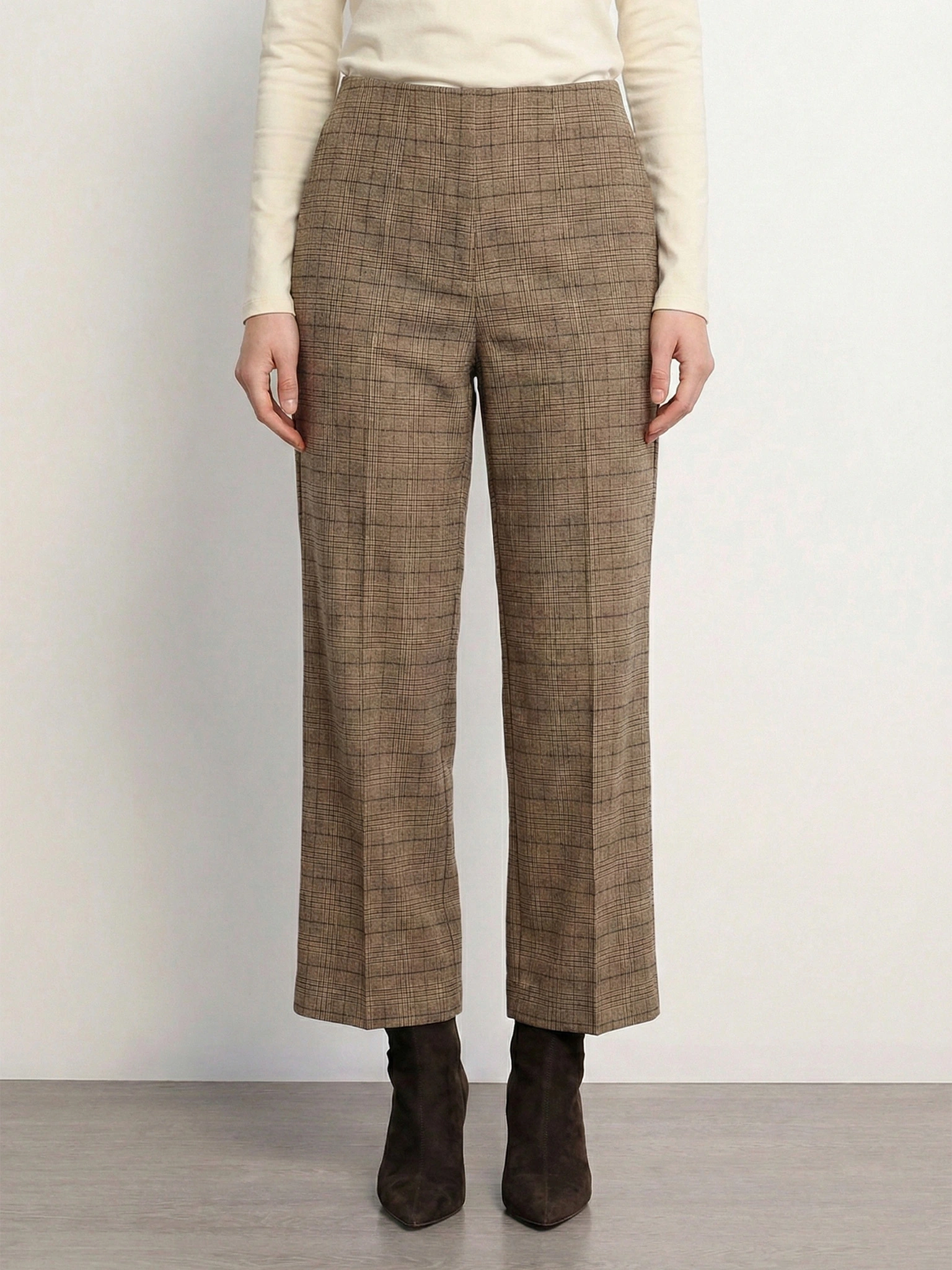 Брюки песочного цвета в клетку